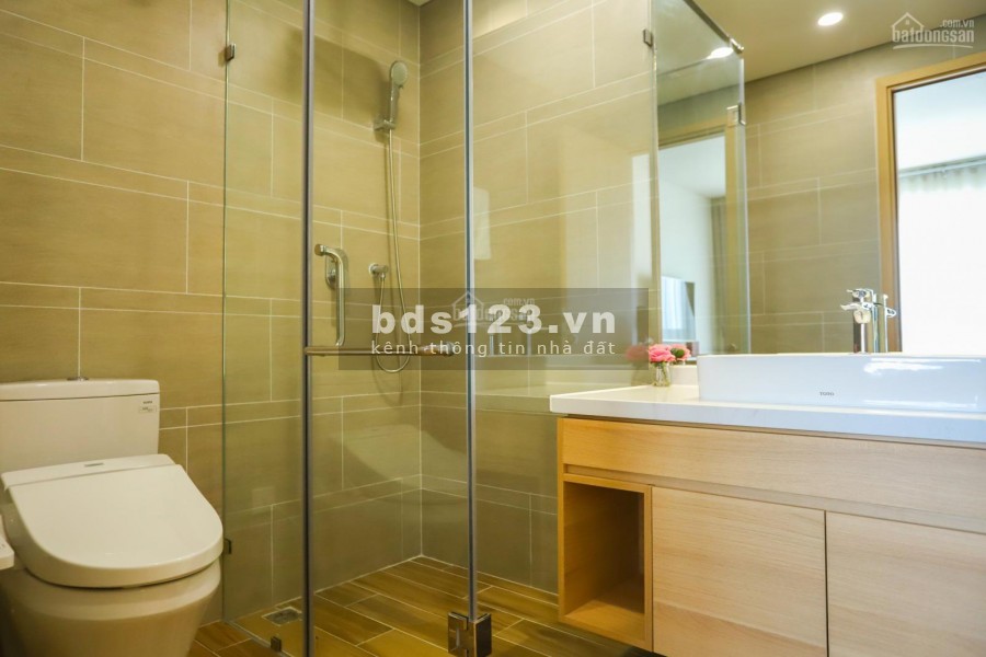Bán căn 2PN 72m2 khu Cầu Giấy, ở ngay. Đã có sổ đỏ
