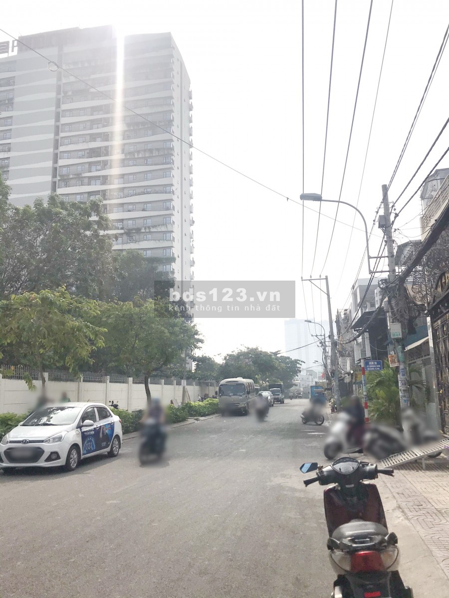 Nhà (3.2*13m/NH/2 lầu) mặt tiền đường Lê Quang Kim P9 Q8