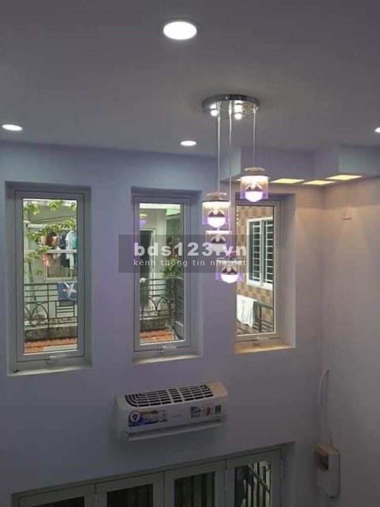 Bán nhà HXH Nguyễn Tri Phương, P 9,Quận 10, DT 36 m, 3 tầng. Giá TL 6 tỷ.