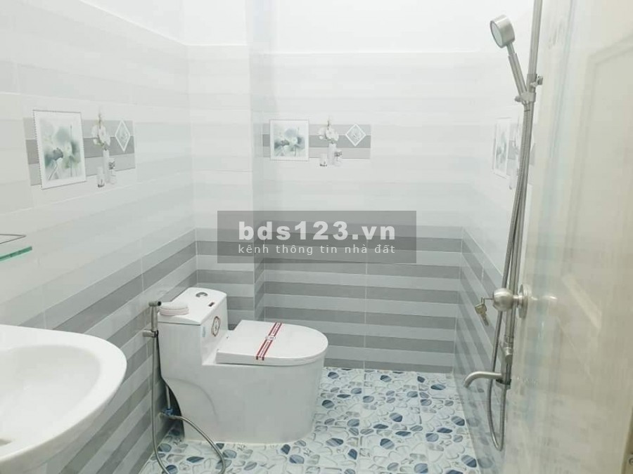 Nhà hẻm 891 Nguyễn Kiệm Gò Vấp 70m2 3PN giá tốt, 0388713286