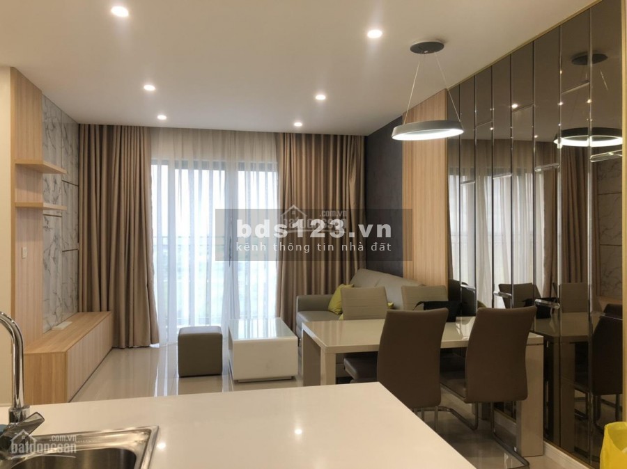 Chính chủ có căn hộ 105m2, 3 PN cần cho thuê tại cc Palm Heights, giá 13 triệu/tháng, có sẵn đồ dùng
