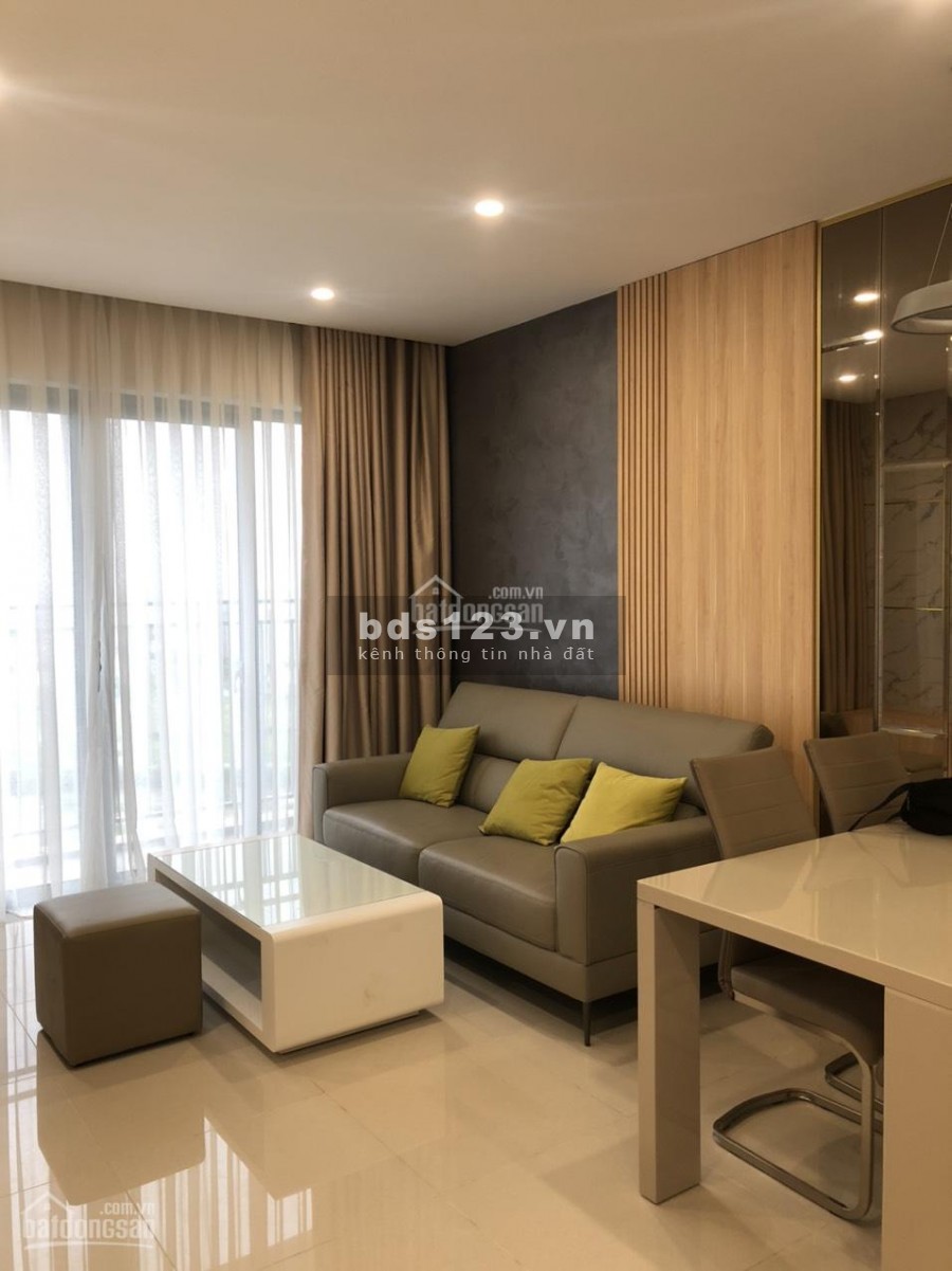 Chính chủ có căn hộ 105m2, 3 PN cần cho thuê tại cc Palm Heights, giá 13 triệu/tháng, có sẵn đồ dùng