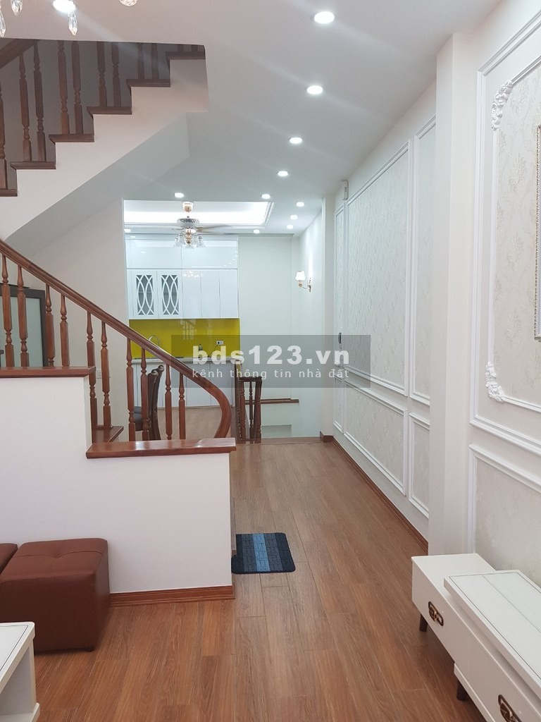 Bán nhà đường Lê Hồng Phong, 3 tầng, Phường 10, Quận 10, giá chỉ 5 tỷ.