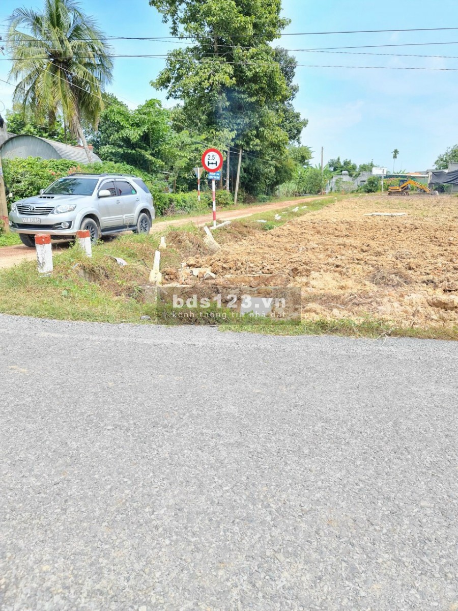 Cuối năm cần ra nhanh lô đất cuối giá mềm gần cầu vượt Xuyên Á Gò Dầu, Tây Ninh