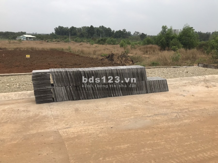Chú Long bán gấp lô đất để trả nợ do lãi trả quá cao 790tr