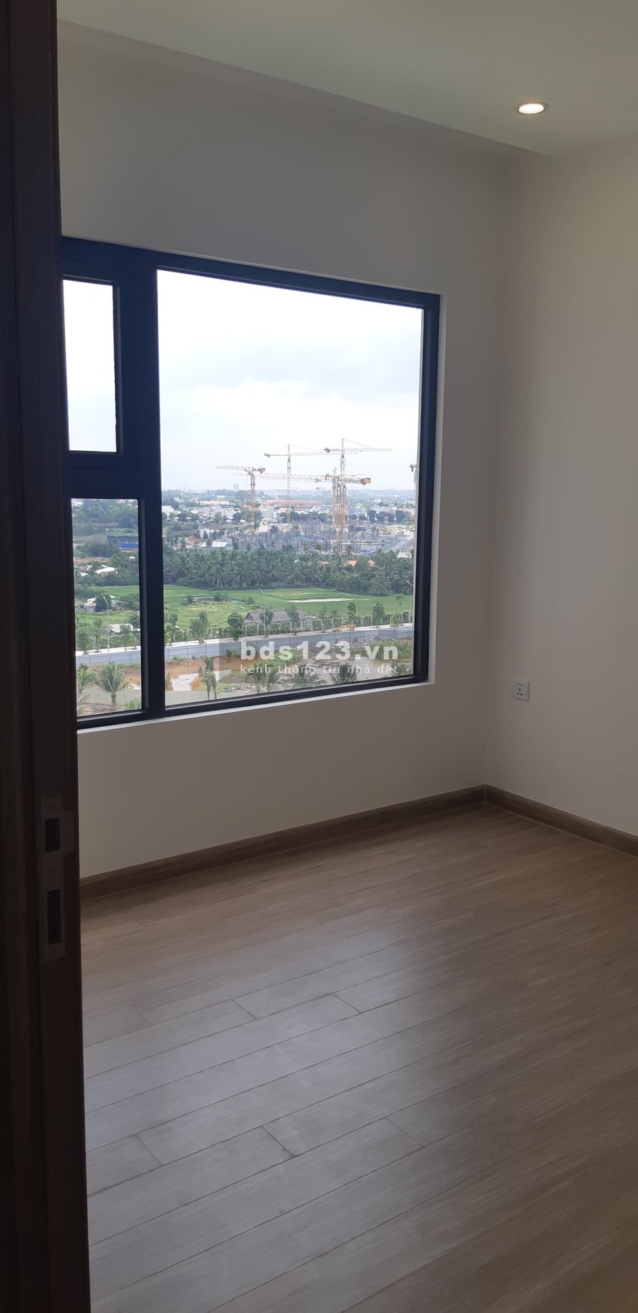 Chính chủ cho thuê căn 2PN+ 2wc 68m2 Vinhome Quận 9