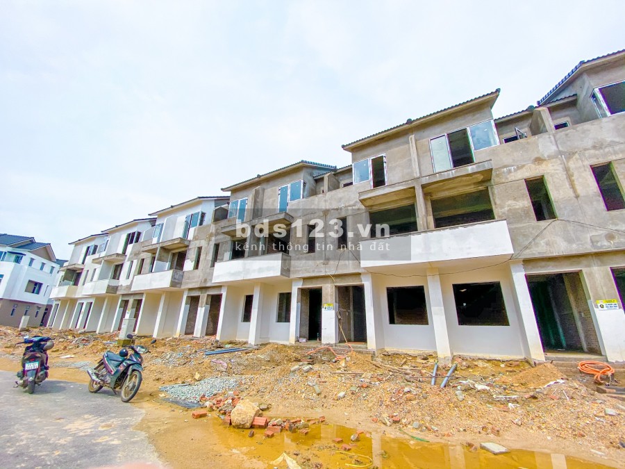 Chỉ Duy Nhất 1 Căn - Khu C Royal Park View Khách Sạn- Giá Chỉ 2,7x Tỷ ( Bao Thuế)