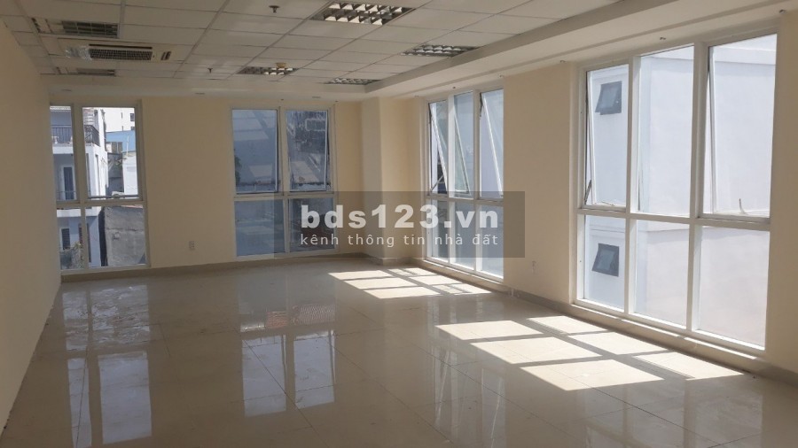 Cho thuê Văn Phòng 20m2 gần Công Viên Lê Thị Riêng, CMT8, Q3. Giá chỉ 7 Tr/tháng. Gọi ngay 0932.032.403