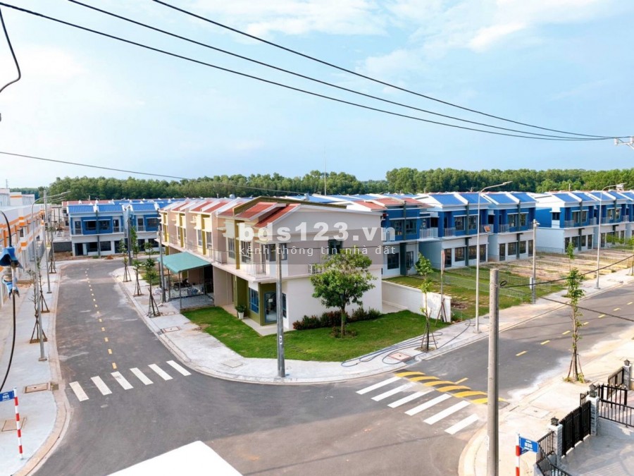 Nhà 2 tầng 192m2 mặt tiền vành đai 4 thị xã bến cát