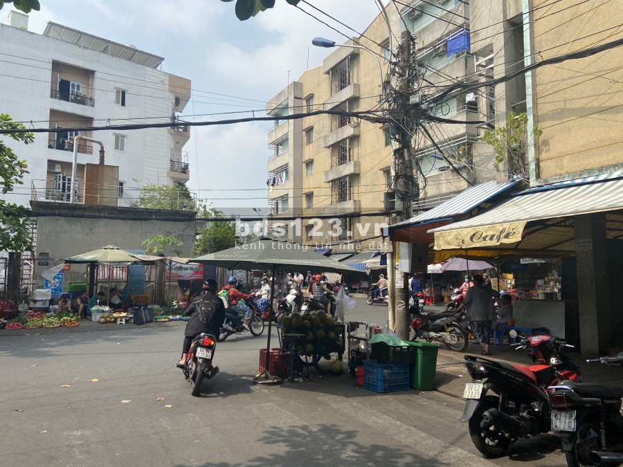 Cho Thuê Nhà Mặt Tiền Đường Khuông Việt Quận Tân Phú Kinh Doanh ở Được 5 PN , 9x12,5m hơn 100m2 Chỉ 13tr