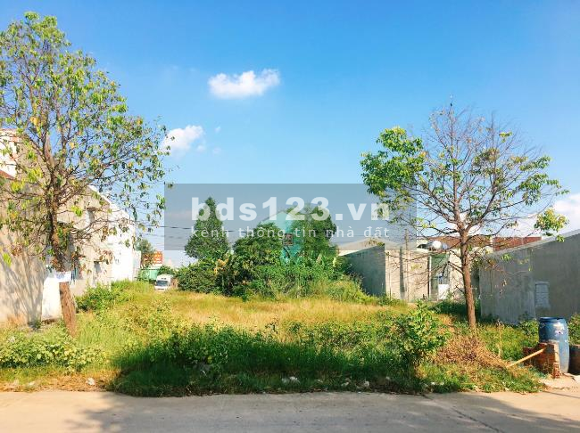 VỢ CHỒNG TÔI CHUẨN BỊ VỀ QUÊ SỐNG NÊN NHƯỢNG LẠI LÔ ĐẤT NGAY KCN LỚN BÌNH DƯƠNG