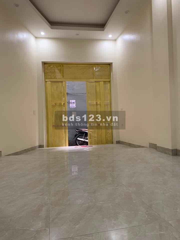 Bán nhà lô góc phố Tây Sơn Ngã Tư Sở, 38m2 * 4T, ngõ rộng, thoáng, Ở NGAY