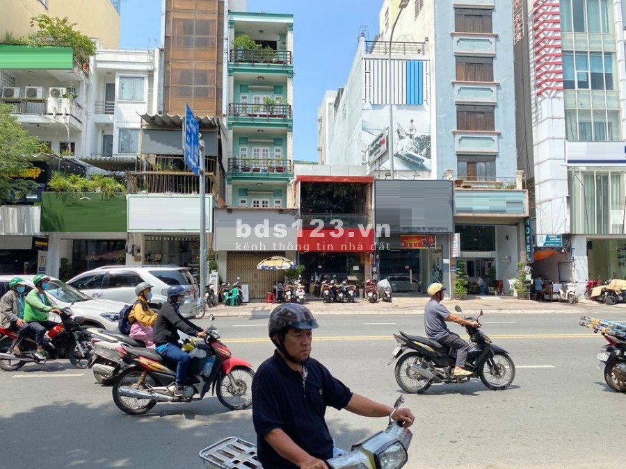 Trang Tử, Phường 4, Quận 5 khu sầm uất gần Chợ Lớn