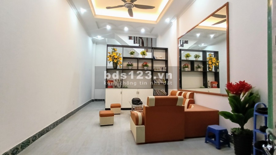 Năm mới nhà mới 32m2*4T chỉ 1.6 tỷ Bạch Mai – Trương Định