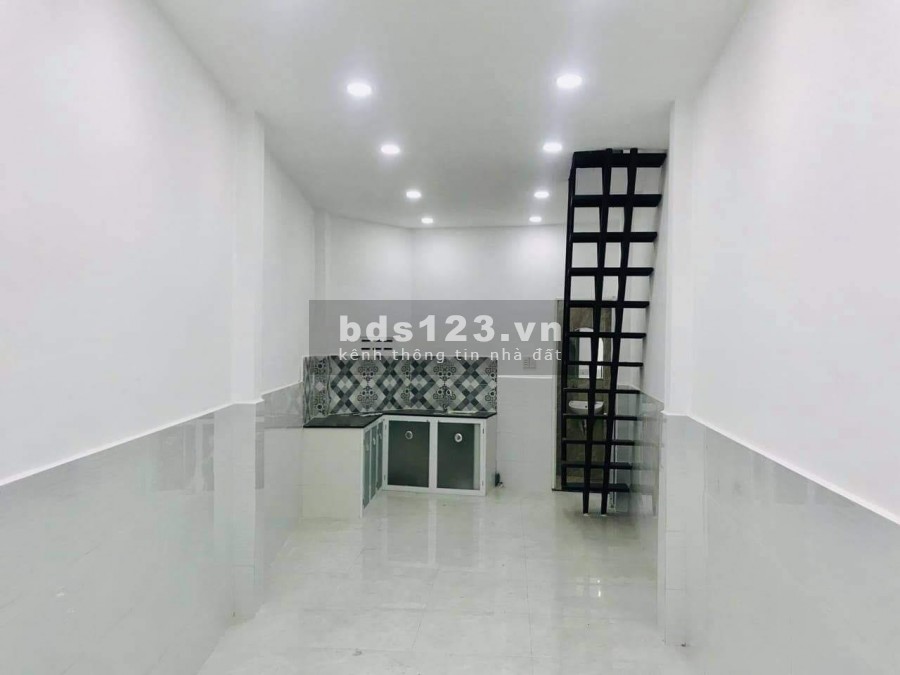 BÁN NHÀ P4, GÒ VẤP 30M2 GIÁ 2 TỶ