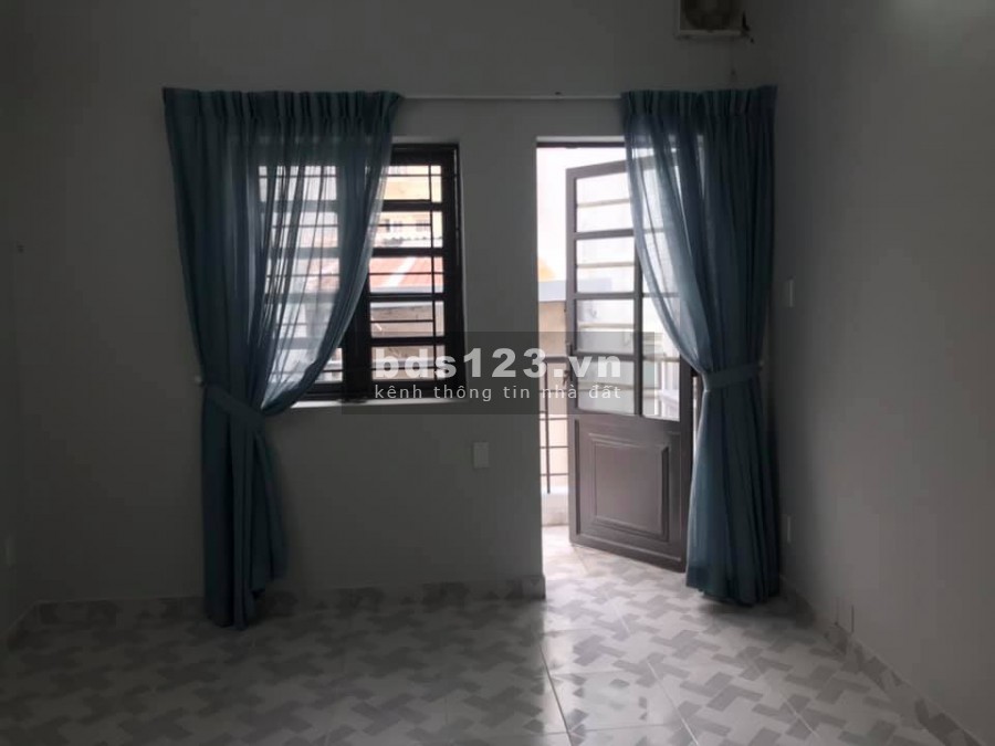 Nhà mới ở ngay, HXH, đường Tô Hiến Thành, DT35m2, 4 tầng, Giá 4 tỷ