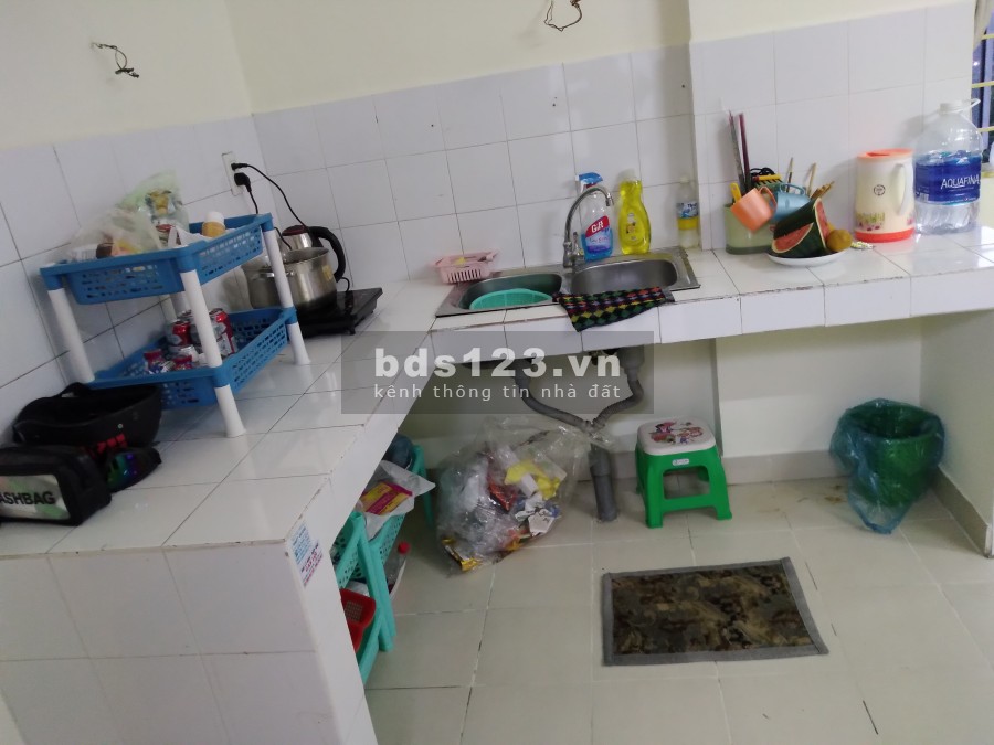 Cho thuê căn hộ lô góc tầng 5 view quận 1, bloock A, chung cư ehom2. Nội thất cơ bản.