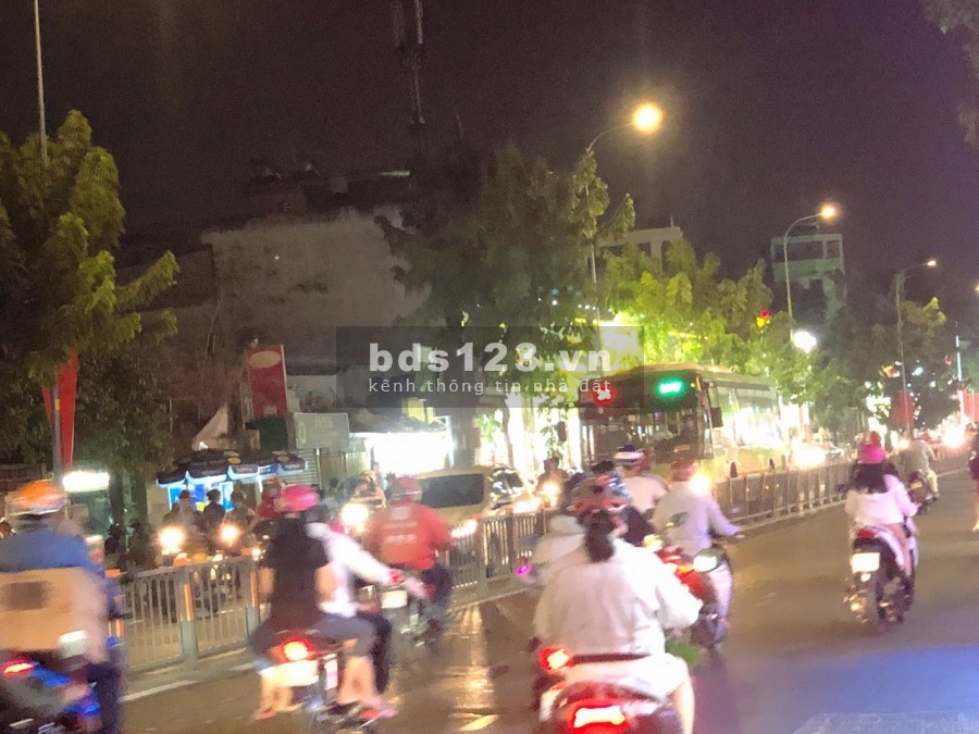 Bán nhà HXH đẹp Phan Văn Trị Gò Vấp 56m2(4x14) 2 tầng chỉ nhỉnh 5 tỷ.