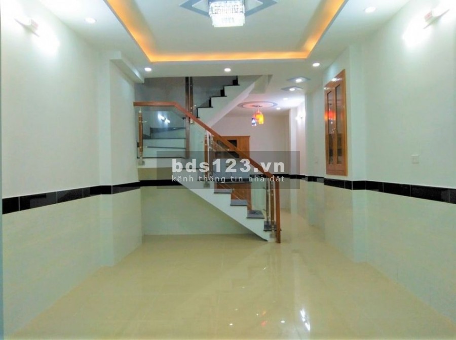 Sổ hồng riêng đường Cây Cám, Quận Bình Tân 30m2 2PN giá 1,58 tỷ