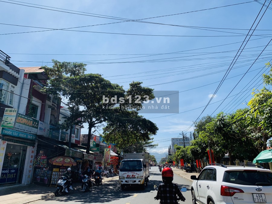 Chính chủ cần bán nhanh lô đất 210m2 Full Thổ Cư chỉ 700 Triệu