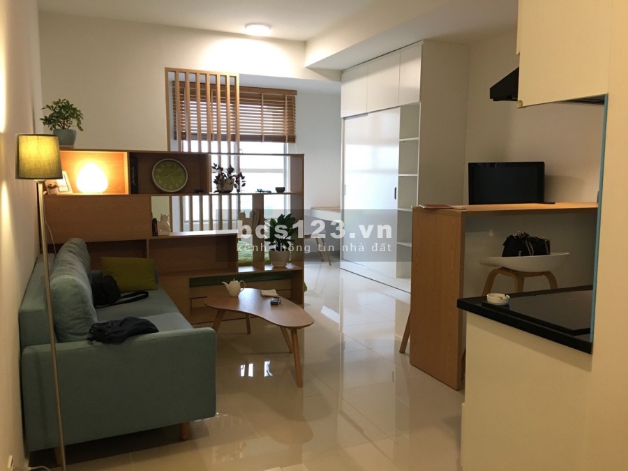 Bán căn hộ Officetel Sunrise City View, Quận 7, HCM 38m2 giá 2 tỷ