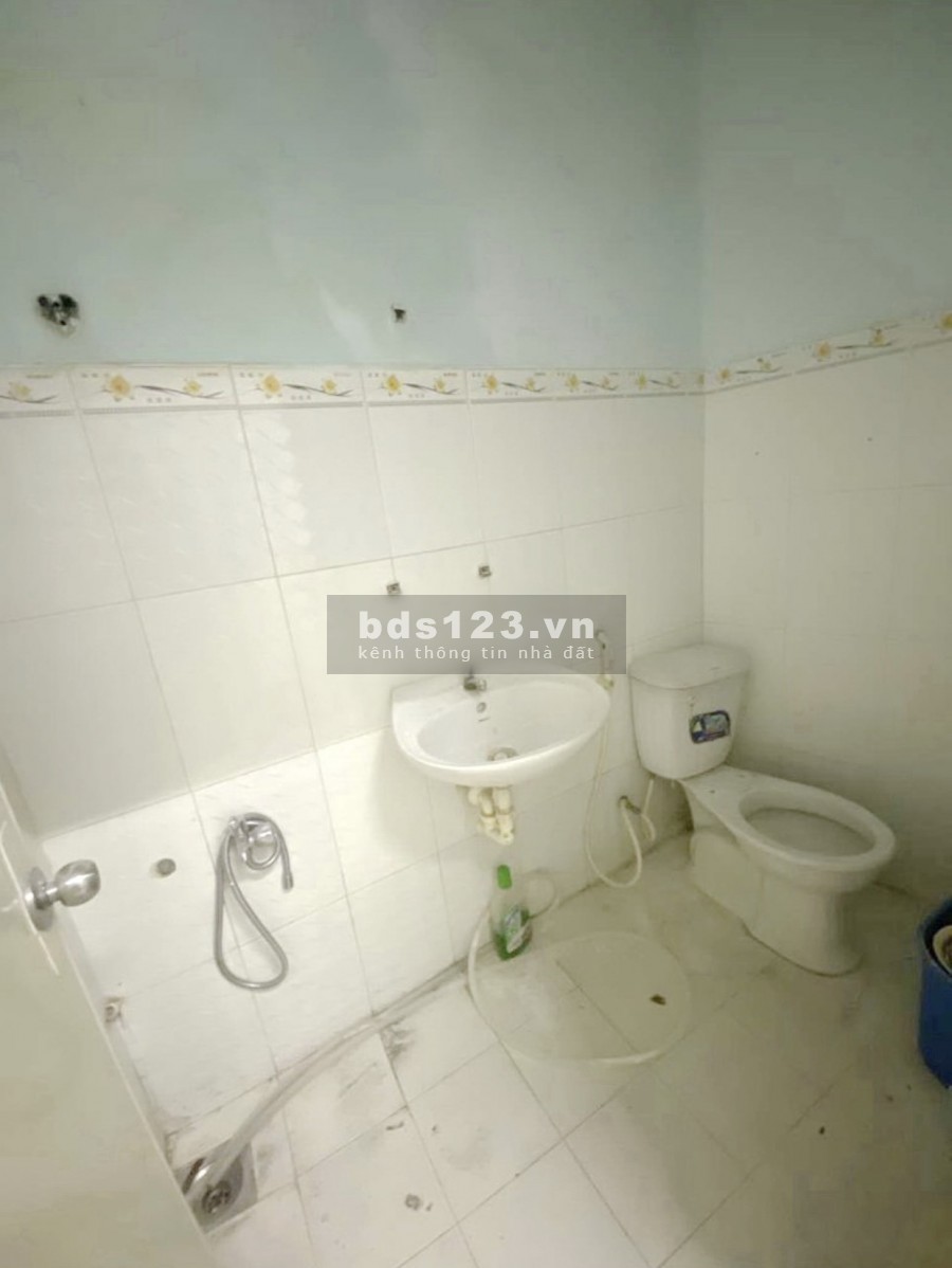 Nhà trệt (4*11m) khu dân trí cao, hẻm 50 đường Hoà Bình P5 Q11