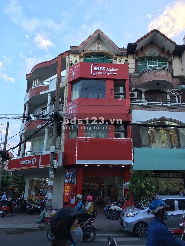 Cho Thuê Nhà Mặt Tiền Quận 4, Đường Hoàng Diệu dt 4 x 25 3 lầu