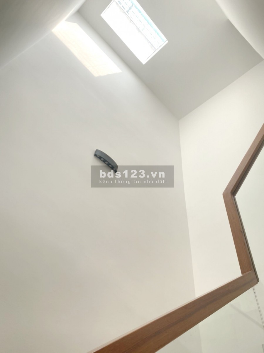 Nhà mới, đẹp (1lầu/2pn) hẻm Dương Bá Trạc P1 Q8