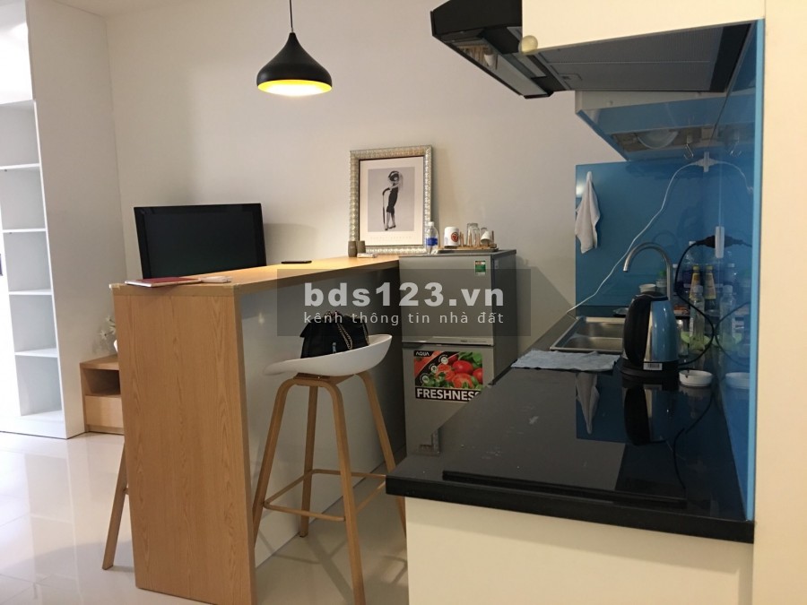 Bán căn hộ Officetel Sunrise City View, Quận 7, HCM 38m2 giá 2 tỷ