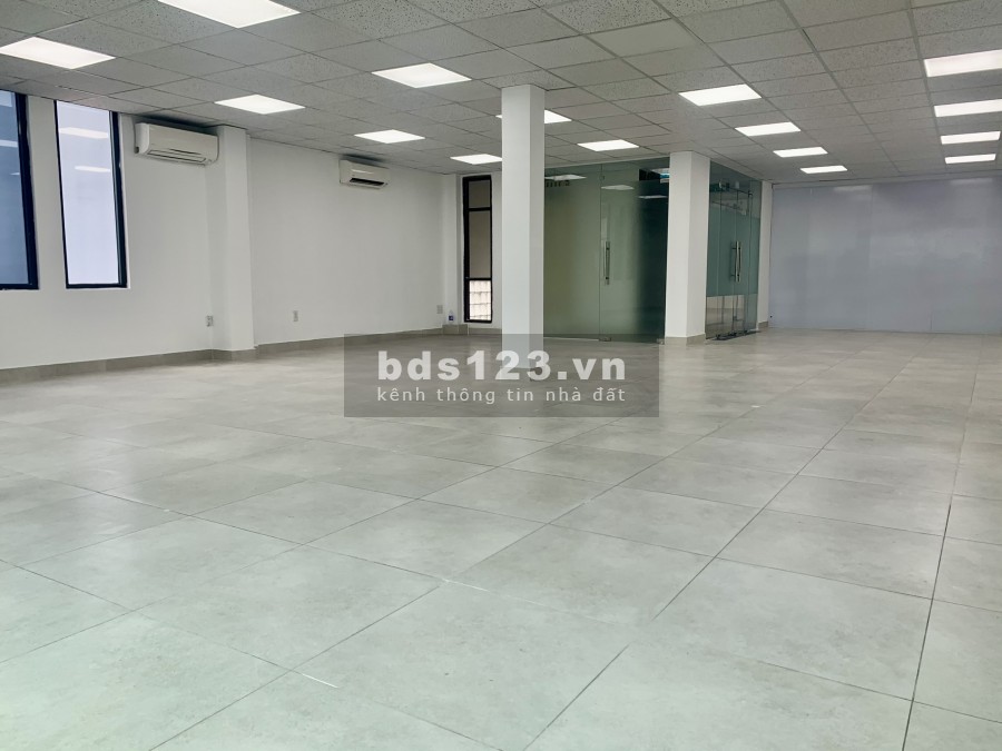 Văn phòng đường D2, Bình Thạnh chi3 13.5 usd/tháng nhận giữ VP qua TẾT
