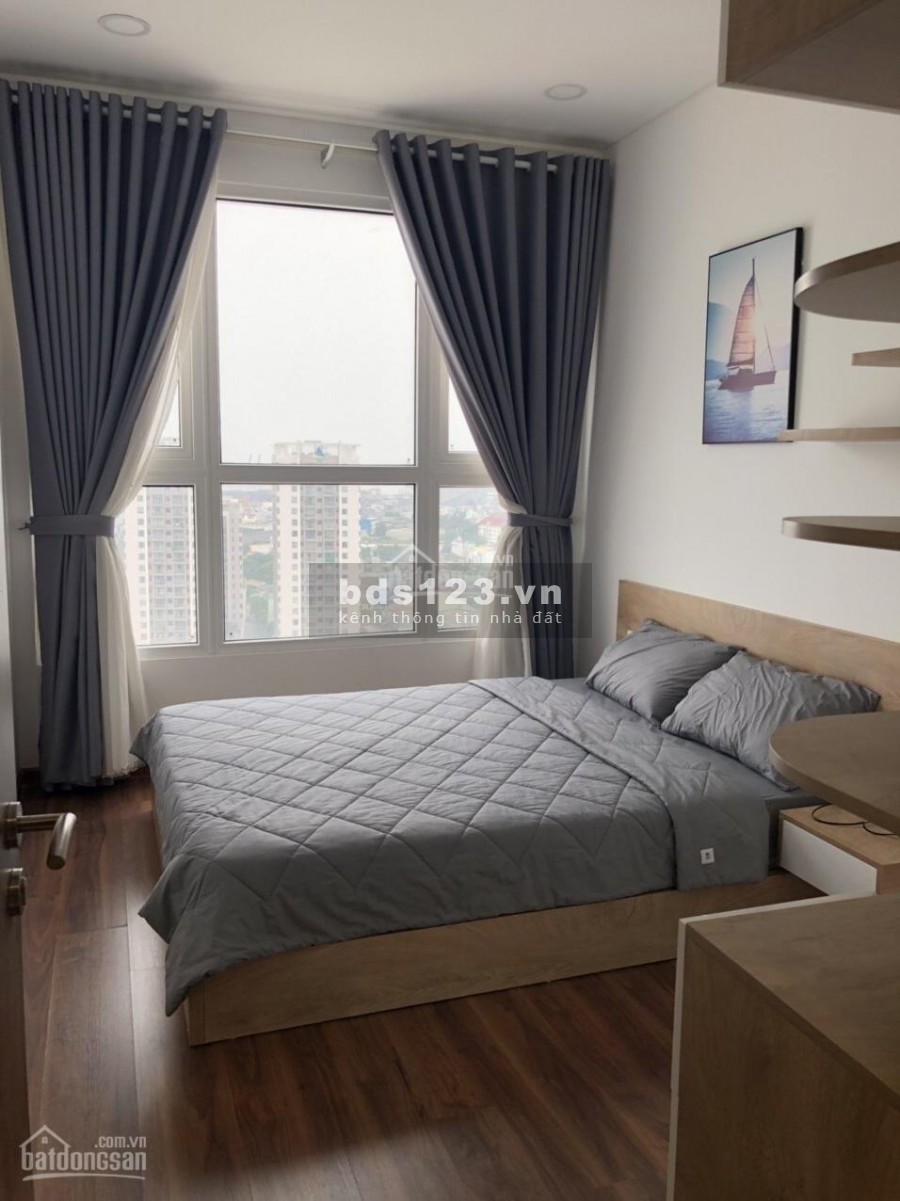 Mình có căn hộ rộng 49m2, 2 PN, tầng cao cc Imperial Place Quận Bình Tân, giá 5.5 triệu/tháng