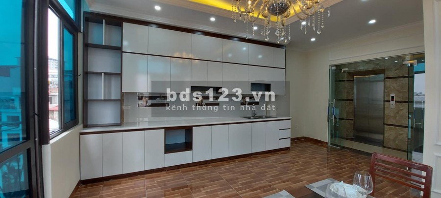 Bán nhà Phố Hàm Nghi, ô tô, thang máy, 50m2 x 7T, 9.1 tỷ.