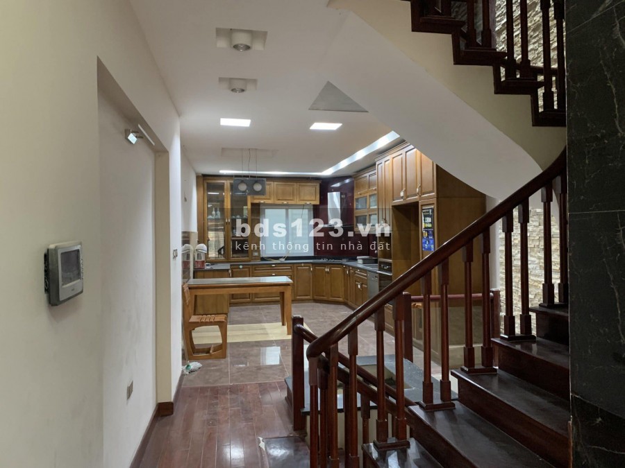 Bán Nhà Nguyễn Ngọc Nại Thang Máy ÔTô Tránh. 70m2x6T