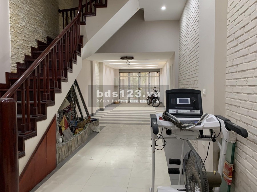 Bán Nhà Nguyễn Ngọc Nại Thang Máy ÔTô Tránh. 70m2x6T