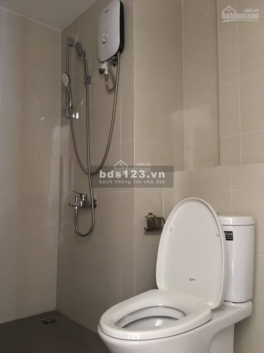 Chủ có căn hộ rộng 56m2, 2 PN, cc Imperial Place, có sẵn nội thất, giá 6.5 triệu/tháng, tầng cao, LHCC