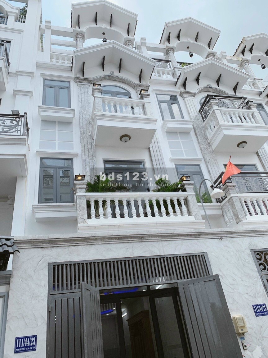 Bán nhà phố Đường Phạm văn chiêu, Phường 14, Quận Gò Vấp