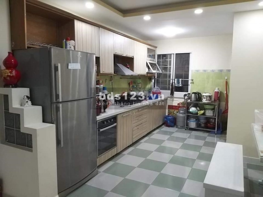 Bán gấp nhà Trương Định, gần đường ô tô, đẹp, ở ngay, DT 41m, 4T, chỉ 2.85 tỷ