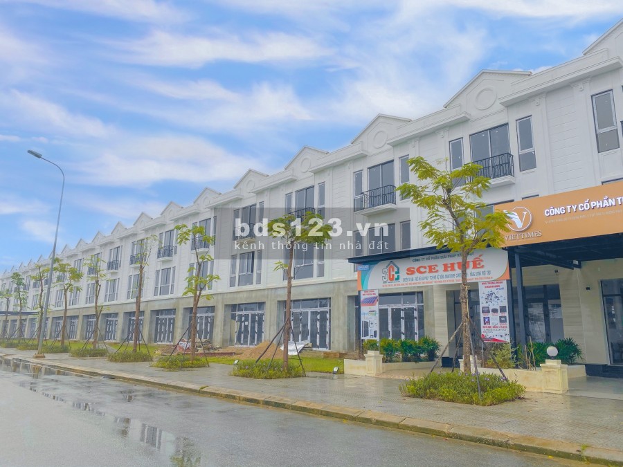 Shophouse Royal Park - Giá Rẻ Sập Sàn - Giá Chỉ 5,6X Tỷ, Đã Có Sổ