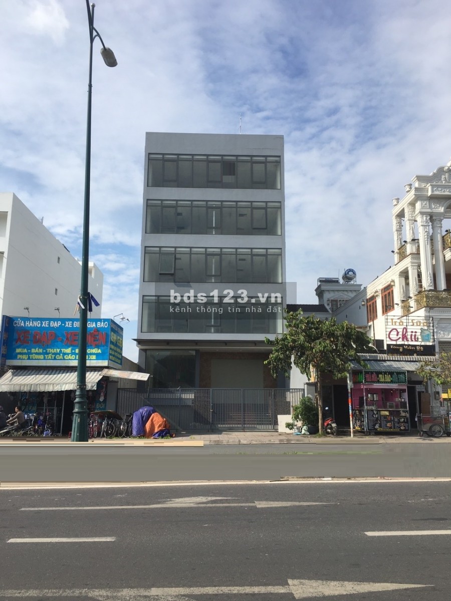 Bến Vân Đồn, Phường 9 dt 6.7 x 18 Khu an ninh cao