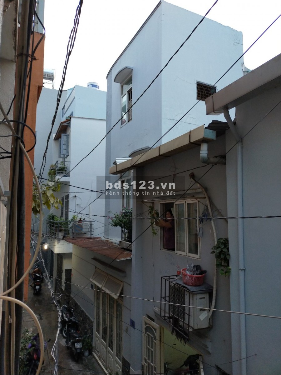 Chủ Nhà giử Cần Bán Gấp 5 lầu, 44 m2, Sát Chợ Phạm Văn Hai, Giá 5 tỷ.