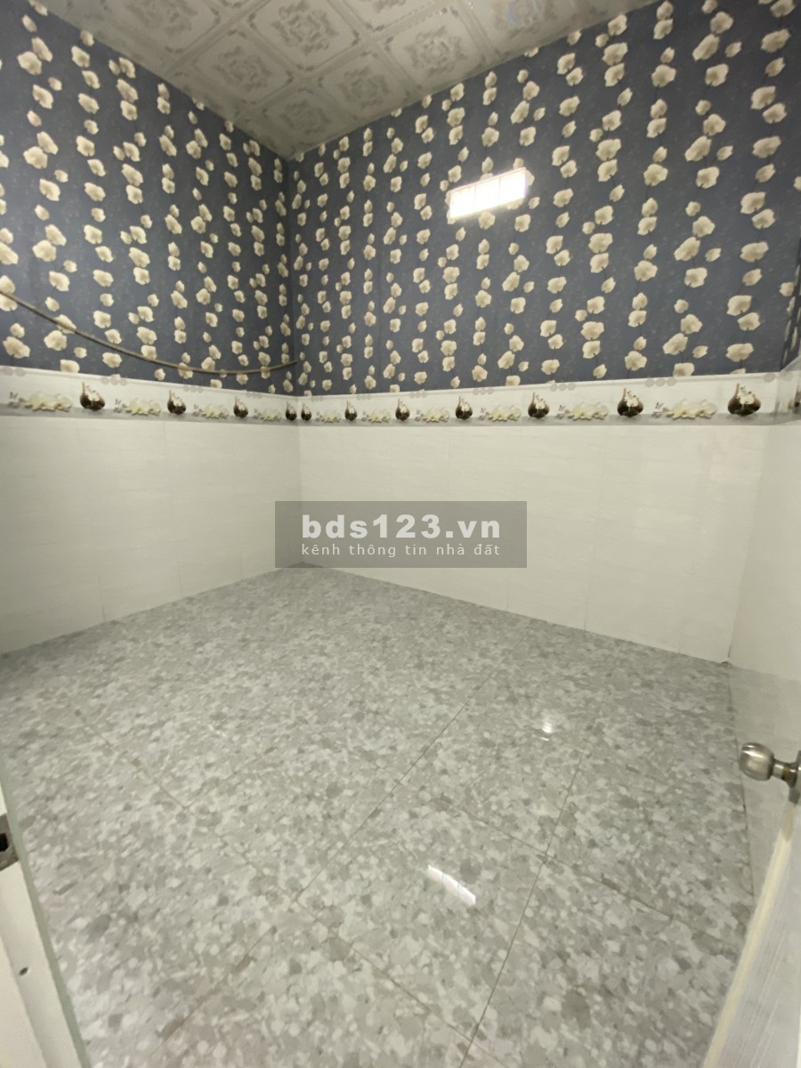 VỢ CHỒNG LY HÔN BÁN GẤP NHÀ CẤP 4, MỚI XÂY DIỆN TÍCH 150M2 , SHR, T/C 100% , GIÁ RẺ. LH: 0969.739.583