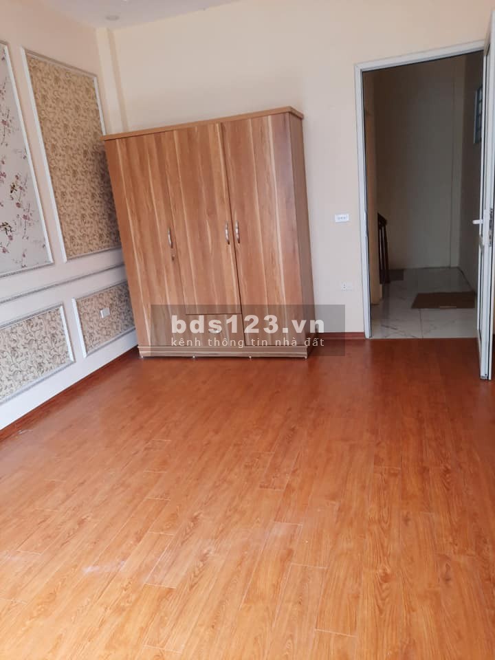 OH NỔ RỒI QUÁ HIẾM Bán nhà Định Công giá RẺ 39m2, 2.6 tỷ.