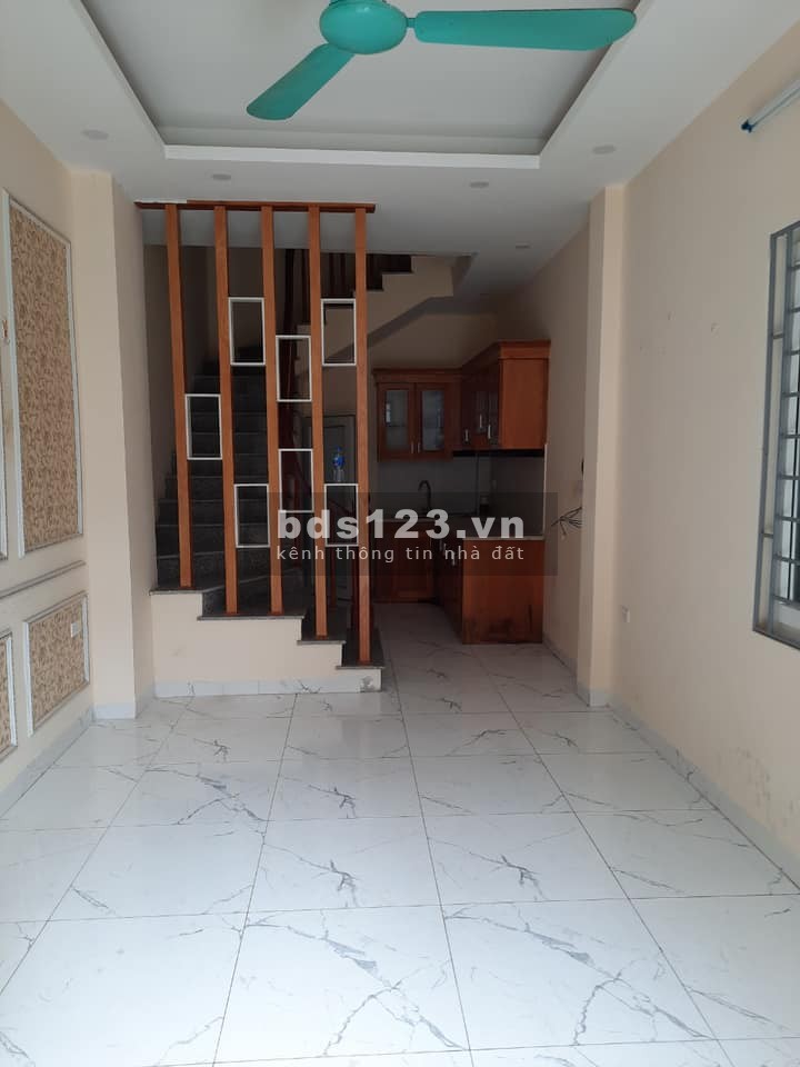 OH NỔ RỒI QUÁ HIẾM Bán nhà Định Công giá RẺ 39m2, 2.6 tỷ.