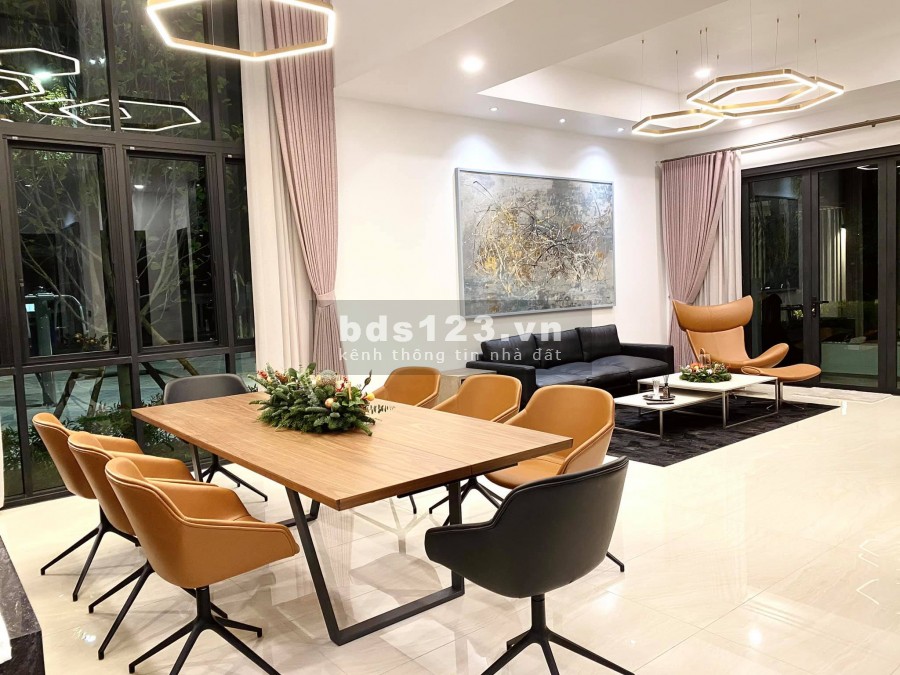 Cần bán gấp CH tập thể Doãn Kế Thiện ( tầng 1) giá 1,25…