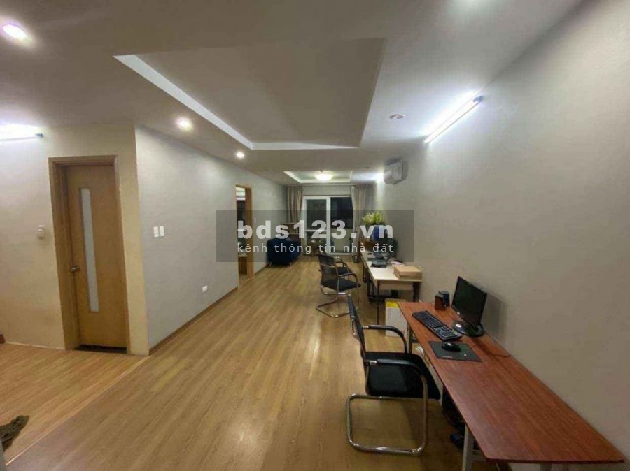 Chính chủ bán cắt lỗ sâu căn chung cư Ellipse Tower 110 Trần Phú, Hà Đông (98m2), giá chỉ 17tr/m2.