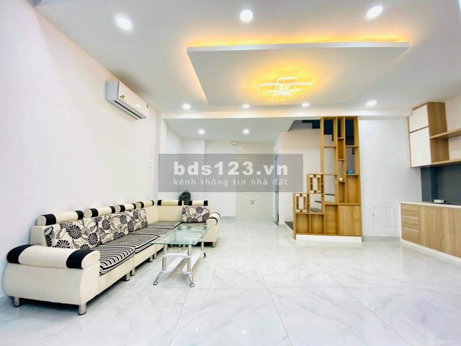 Kẹt tiền cần bán gấp nhà HXH 5 tầng Nơ Trang Long 5 tầng 45m2, ngang 6m, giá cực rẻ