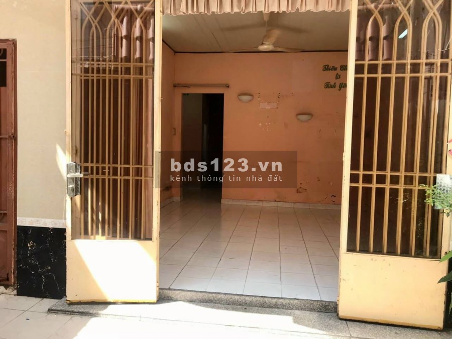65m2 chỉ 5.25 tỷ Lạc Long Quân, phường 8, Tân Bình.