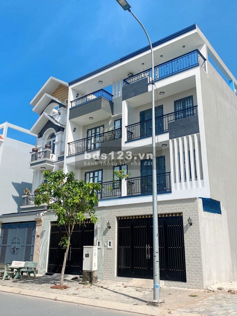 Bán nền đất lẻ mặt tiền đường Nguyễn Cửu Phú. 90m2, Sổ Hồng Riêng