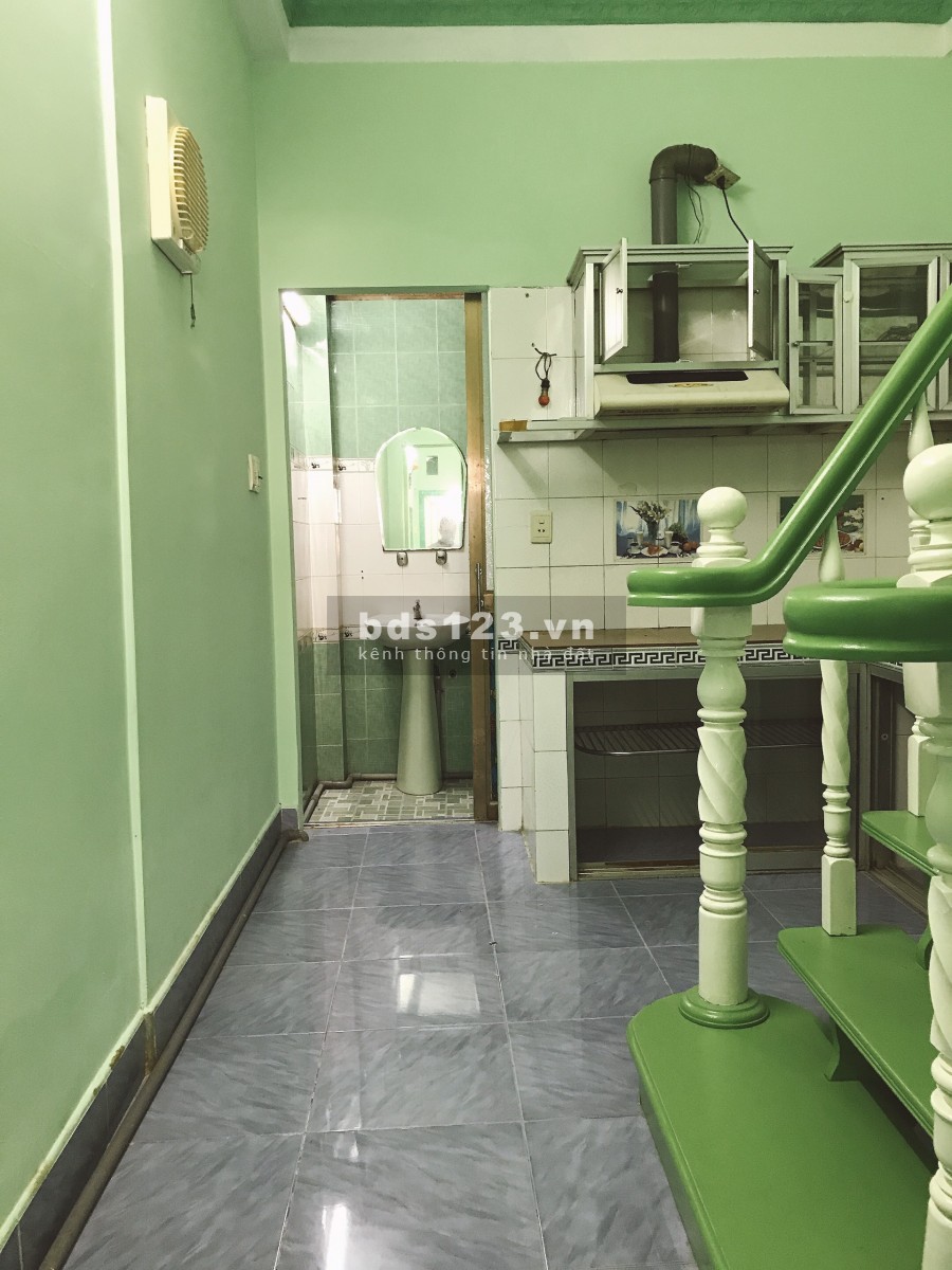 Nhà 9tr, cọc 1T- Đinh Tiên Hoàng, Bình Thạnh, 2PN-2WC, 2.5x12