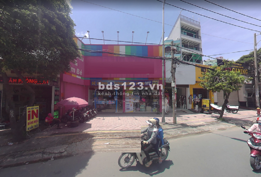 Quận Bình Tân - vỉa hè rộng để xe dt 8 x 25 Nguyễn Thị Tú